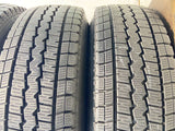 ダンロップ ウィンターマックス SV01 195/80R15 107/105 LT / マッドクロス XS6 6.0J+33 139.7-6穴 4本