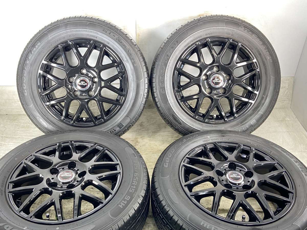 グッドイヤー GT エコステージ 195/65R15 / Gavial2 6.0J+43 114.3-5穴