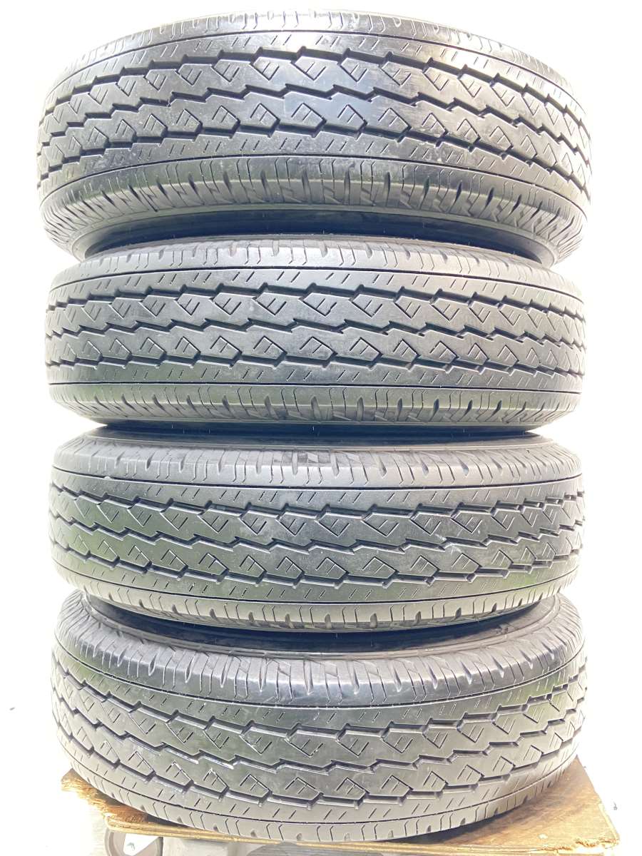 ブリヂストン V600 195/80R15 107/105LT /トヨタ純正 6.0J+ 139.7-6穴