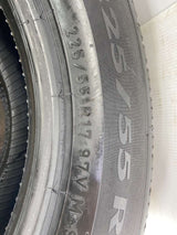 ピレリ P8 FS 225/55R17