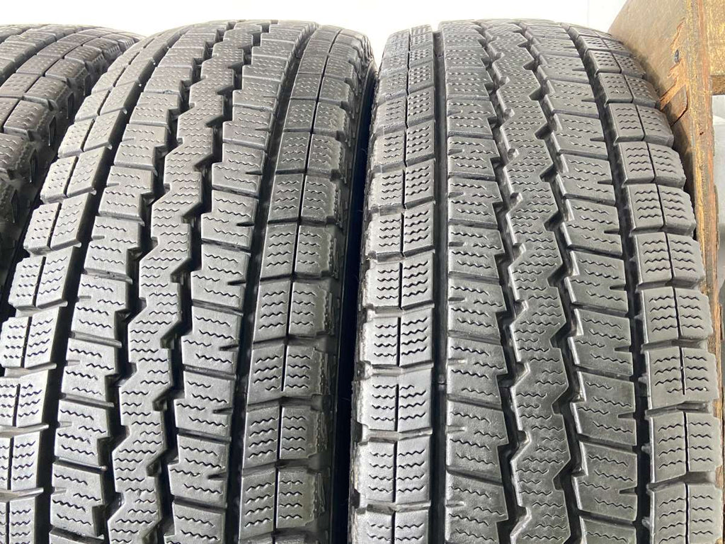 ダンロップ ウィンターマックス SV01 195/80R15 107/105N LT 4本