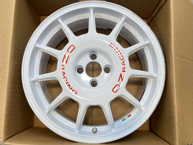 OZ RACING Leggenda 17x7.0J+37 98-4穴 本