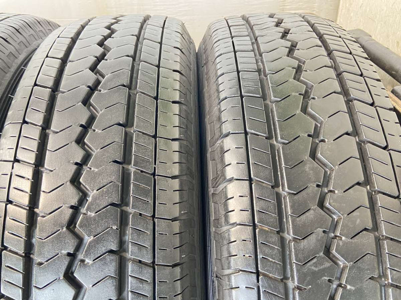 トーヨータイヤ トーヨーV02e 195/80R15 107/105LT 4本
