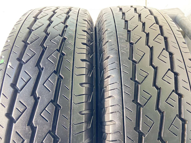 ブリヂストン V600 195/80R15 107/105LT 2本