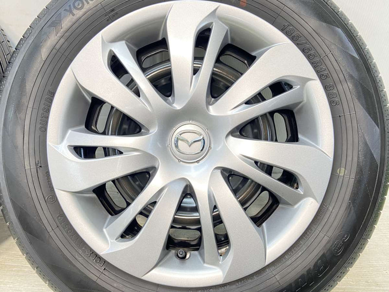 ヨコハマブルーアース185 65R15マツダ純正ホイール付き