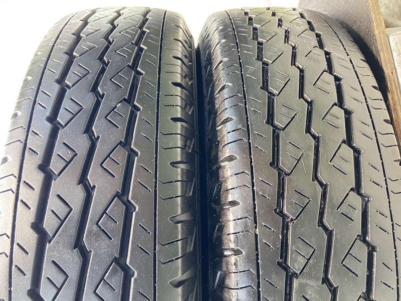 ブリヂストン V600 195/80R15 107/105LT 2本