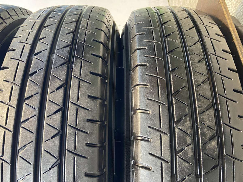 ヨコハマ ブルーアースVAN RY55 195/80R15 107/105LT /トヨタ純正 HS 6.0J+ 139.7-6穴 4本