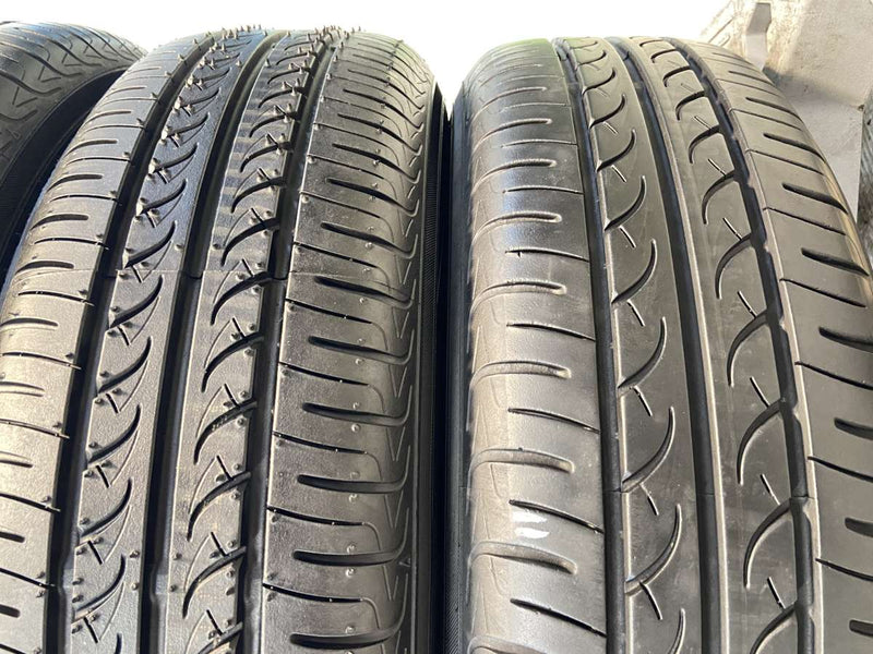 ヨコハマ ブルーアース 175/65R15  /　 STRANGER 5.5J+50 100-4穴 4本