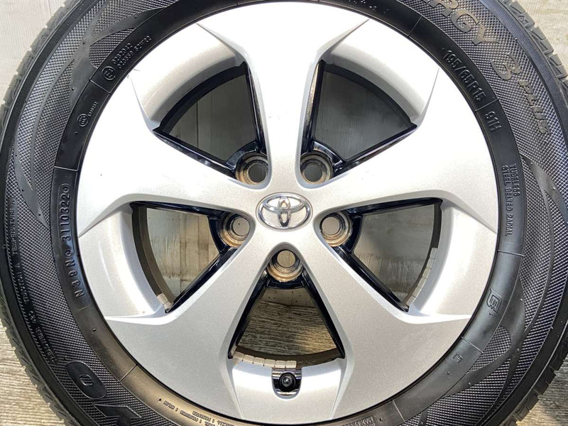 トーヨータイヤ ナノエナジー3 PLUS 195/65R15  /トヨタ純正  6.0J+45 100-5穴 4本