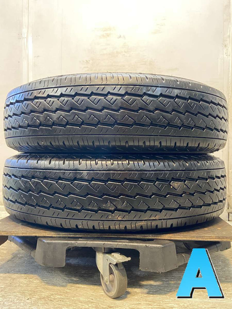 ブリヂストン V600 195/80R15 107/105LT 2本