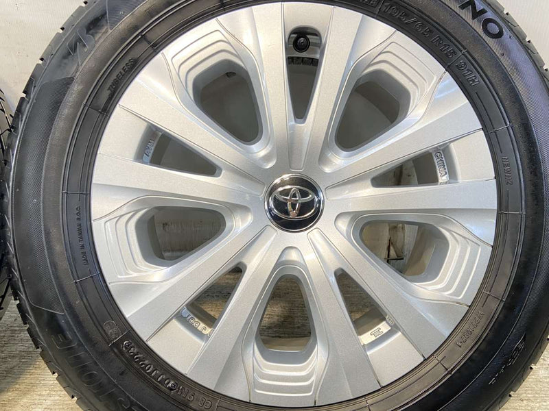 ブリヂストン NEWNO 195/65R15  /トヨタ純正  6.5J+40 100-5穴 4本