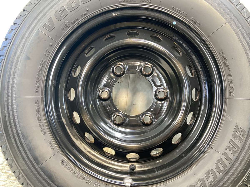 ブリヂストン V600 195/80R15 107/105LT /日産純正  5.5J+ 139.7-6穴 4本