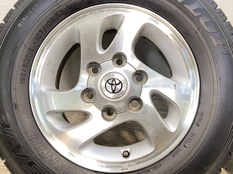 ダンロップ エナセーブ VAN01 195/80R15 107/105LT /トヨタ純正  6.0J+30 139.7-6穴 4本