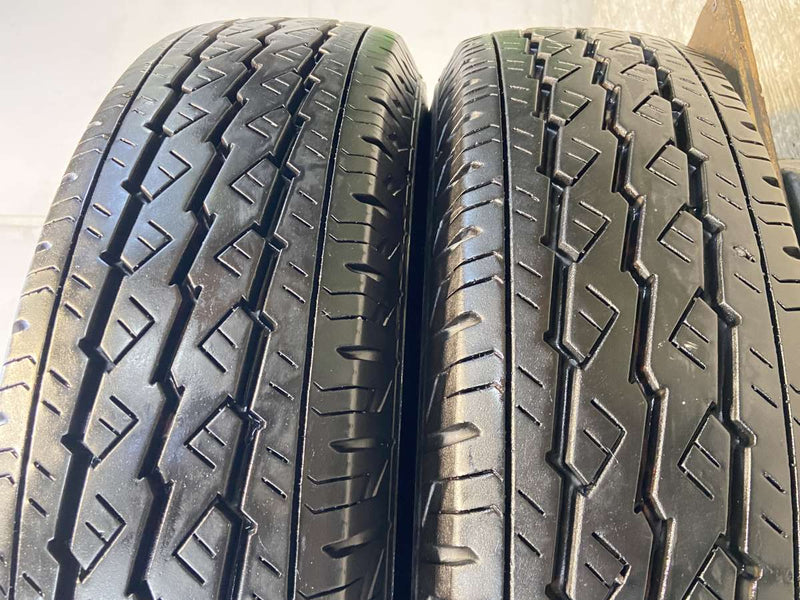 ブリヂストン V600 195/80R15 107/105LT 2本