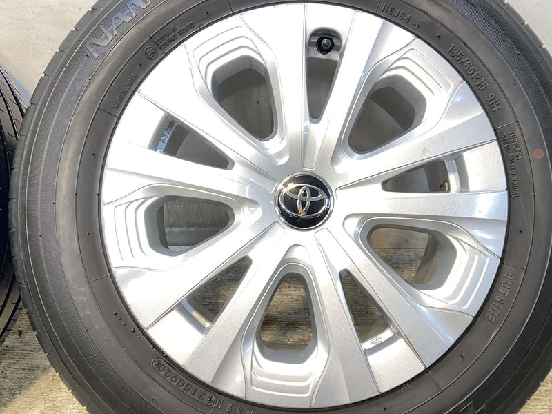 トーヨータイヤ ナノエナジー J64 195/65R15  /トヨタ純正  6.5J+40 100-5穴 4本