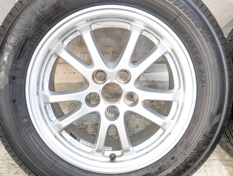 ヨコハマ TAXITOURING 898 195/65R15 /トヨタ純正 6.5J+40 100-5穴 4本