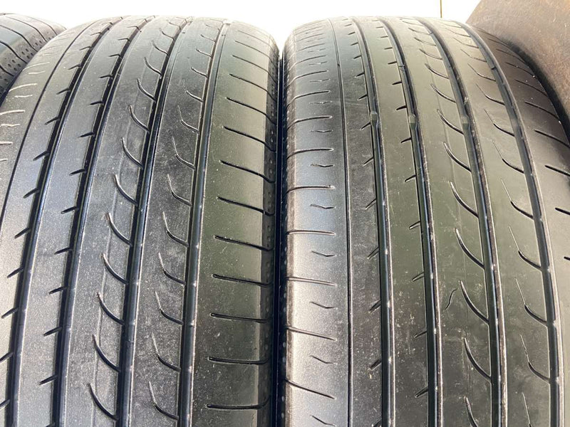 ヨコハマ ブルーアース RV-02 215/65R16  4本