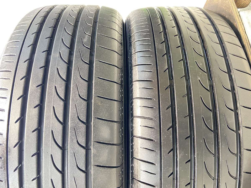 ヨコハマ ブルーアース RV-02 215/55R17  2本