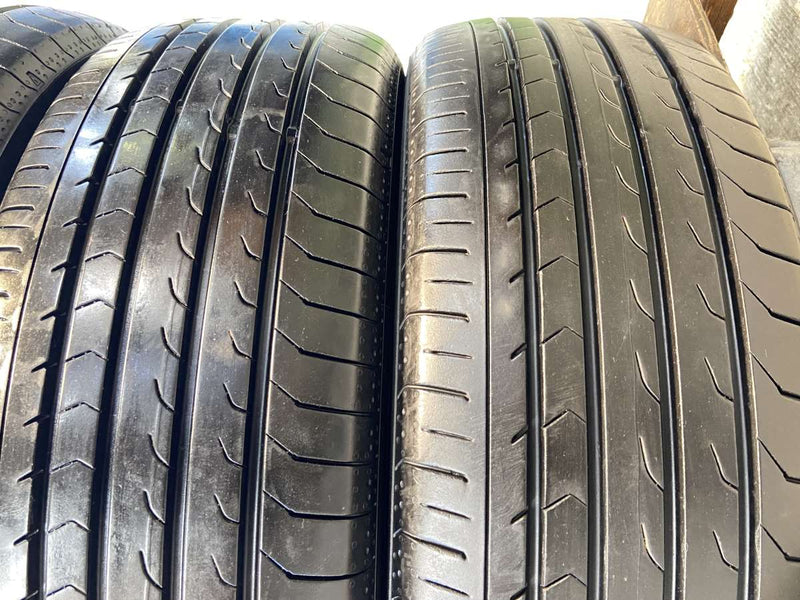 ヨコハマ ブルーアース RV-03 215/60R17  4本