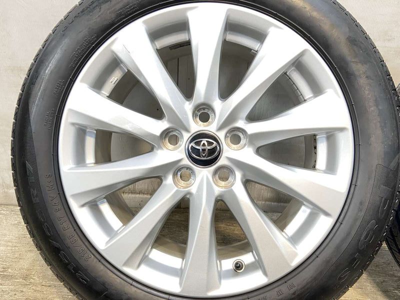 ピレリ P8FS 215/55R17  /トヨタ純正  7.5J+45 114.3-5穴 4本