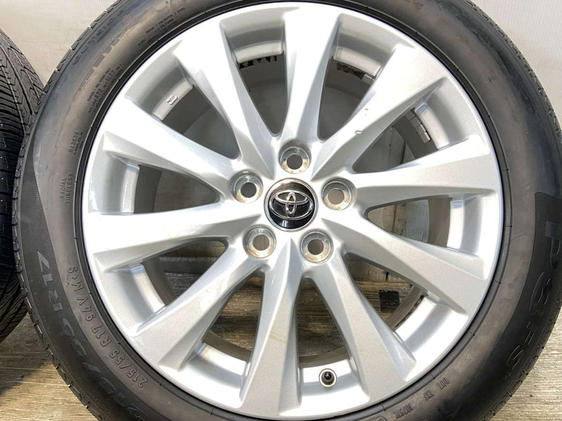 ピレリ P8FS 215/55R17  /トヨタ純正  7.5J+45 114.3-5穴 4本