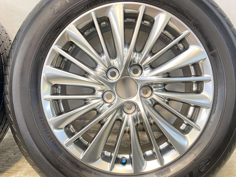 ヨコハマ ブルーアース E51A 225/60R17  /トヨタ純正  6.5J+33 114.3-5穴 4本