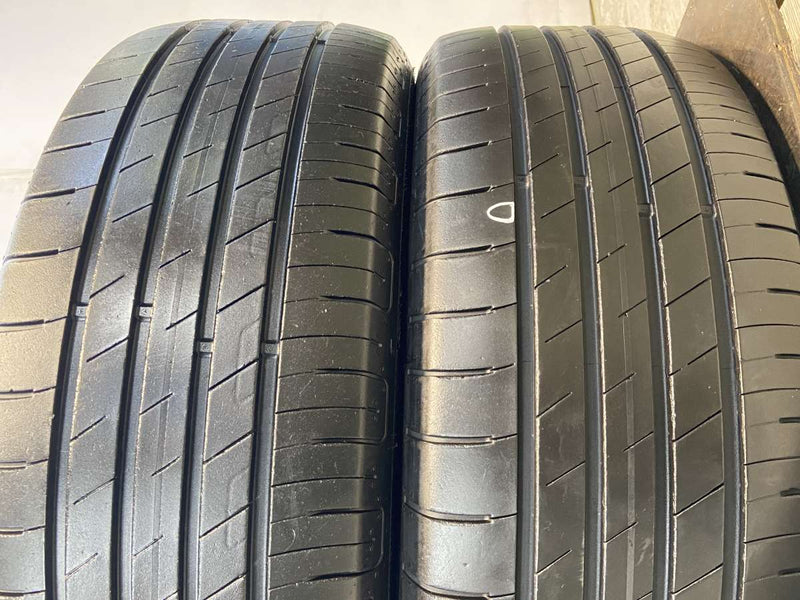 グッドイヤー エフィシェント グリップ 215/55R18  2本