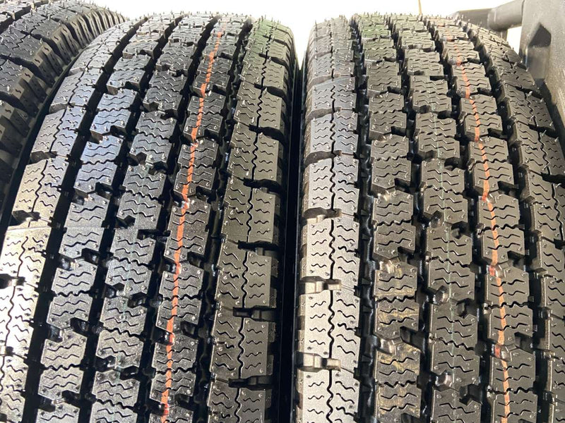 トーヨータイヤ デルベックス 935 165/80R13 90/88LT 4本