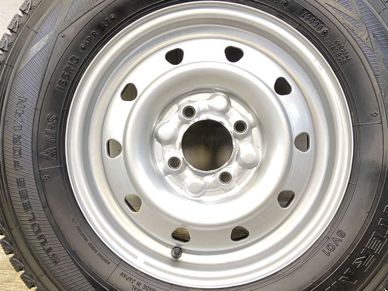 ダンロップ ウィンターマックス SV01 165R13 6PR /　 TOPY M70 5.0J+ 100-4穴 4本