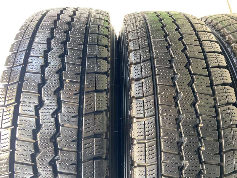 ダンロップ ウィンターマックス SV01 165R13 6PR /　 TOPY M70 5.0J+ 100-4穴 4本