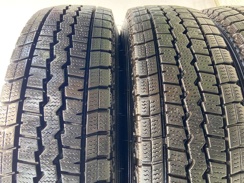 ダンロップ ウィンターマックス SV01 155/80R14 88/86LT / TOPY E45