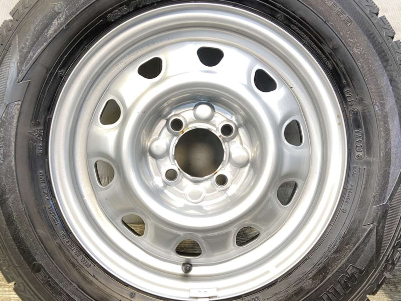 ダンロップ ウィンターマックス WM02 185/70R14  /　 TOPY M47A 5.0J+ 100-4穴 4本