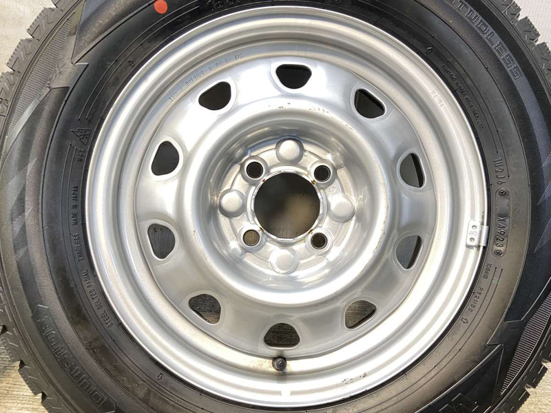 ダンロップ ウィンターマックス WM02 185/70R14  /　 TOPY M47A 5.0J+ 100-4穴 4本