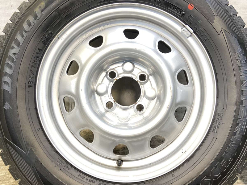 ダンロップ ウィンターマックス WM02 185/70R14  /　 TOPY M47A 5.0J+ 100-4穴 4本