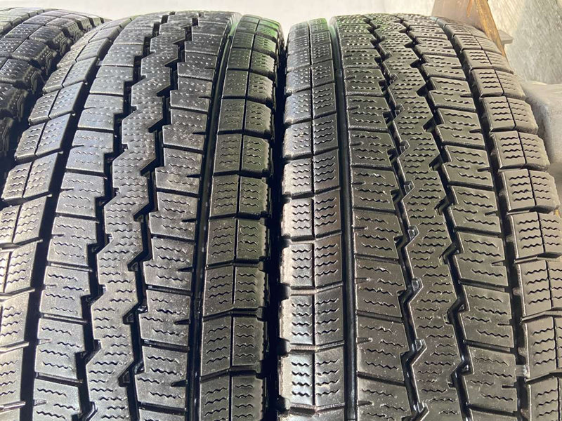 ダンロップ ウィンターマックス SV01 195/80R15 107/105LT 4本