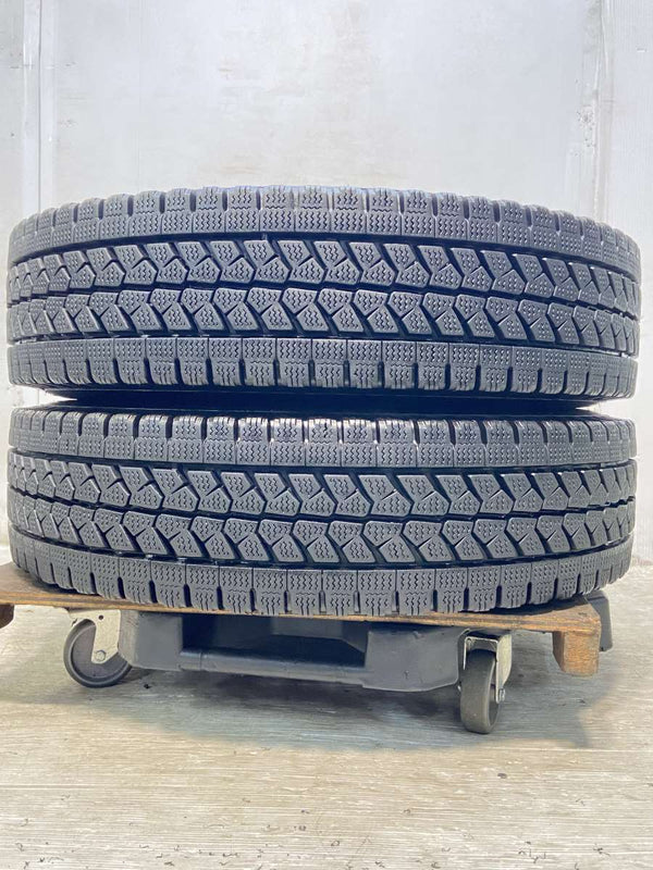 ブリヂストン ブリザック W979 195/85R15 113/111LT 2本