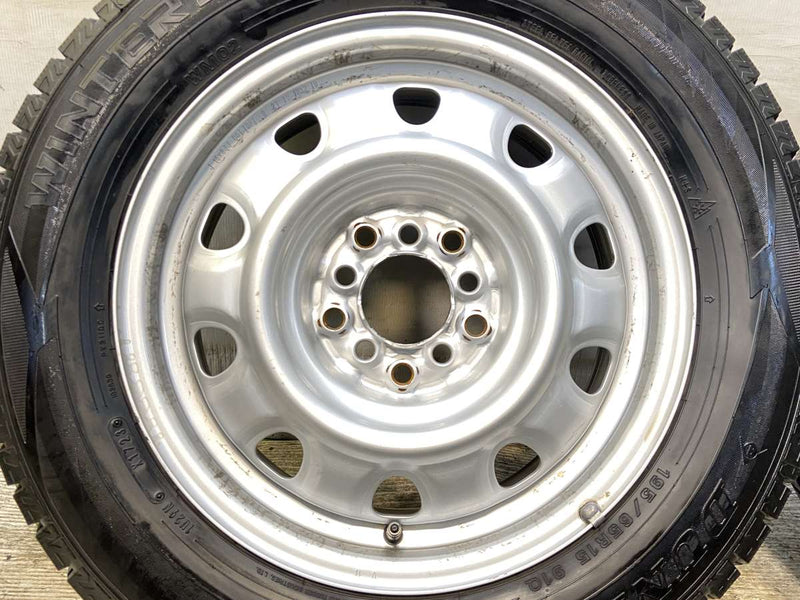 ダンロップ ウィンターマックス WM02 195/65R15  /　 TOPY V11 6.0J+ 100/114.3-5穴 4本