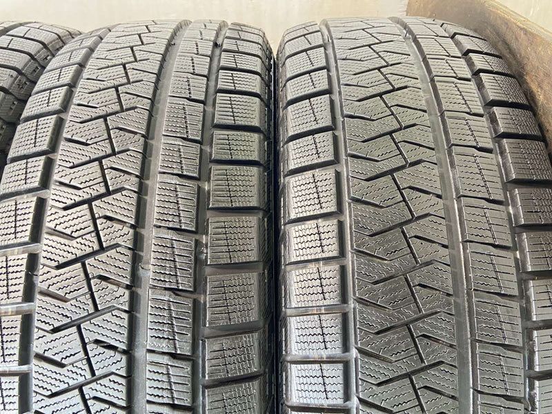 ピレリ アイスアシンメトリコ＋ 215/65R16  4本