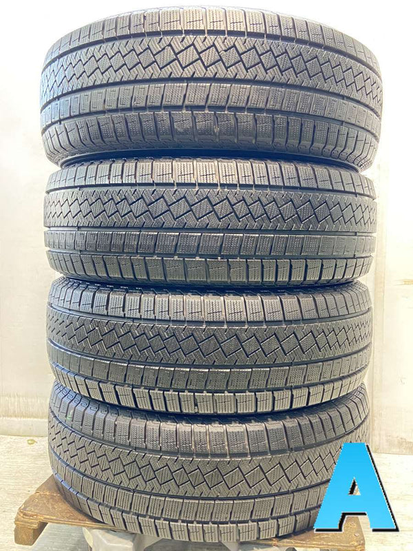 ピレリ アイスゼロアシンメトリコ 215/65R16  4本