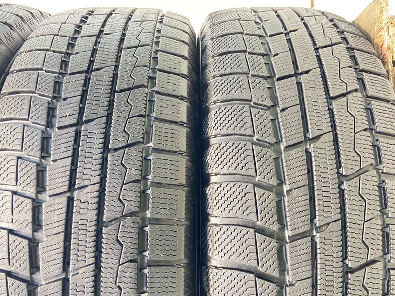 トーヨータイヤ ウインタートランパスTX 215/65R16  4本