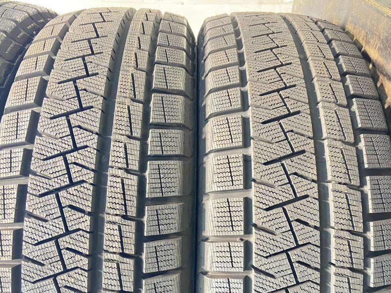 ピレリ アイスアシンメトリコ 195/60R16  4本