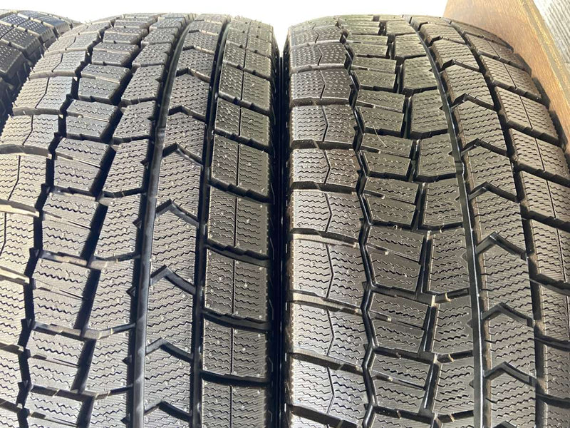 ダンロップ ウィンターマックス WM02 215/60R16  4本