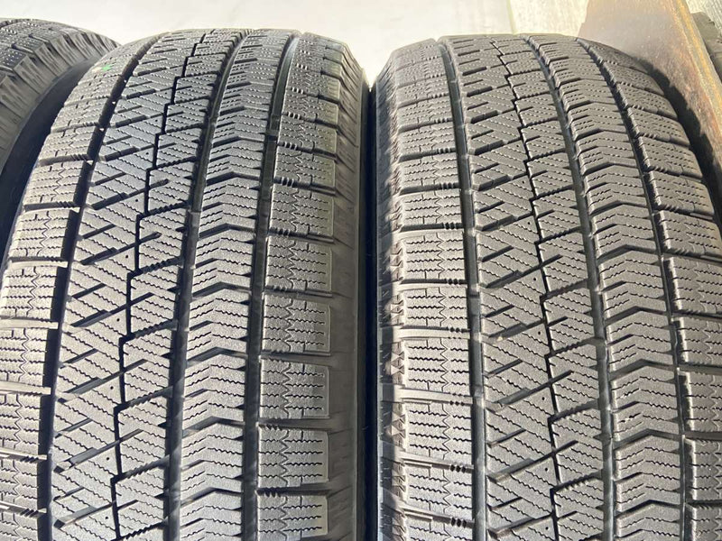 ブリヂストン ブリザック VRX2 215/60R16  4本
