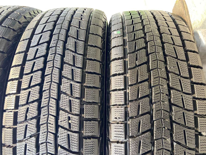 ダンロップ ウィンターマックス SJ8 215/70R16  4本