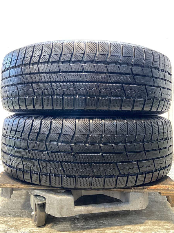 トーヨータイヤ ウィンタートランパス TX 215/65R16  2本