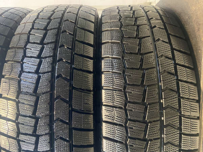 ダンロップ ウィンターマックス WM02 215/65R16  4本