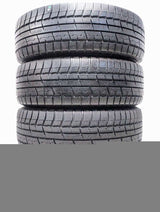 トーヨータイヤ ウィンタートランパス TX 215/65R16  4本