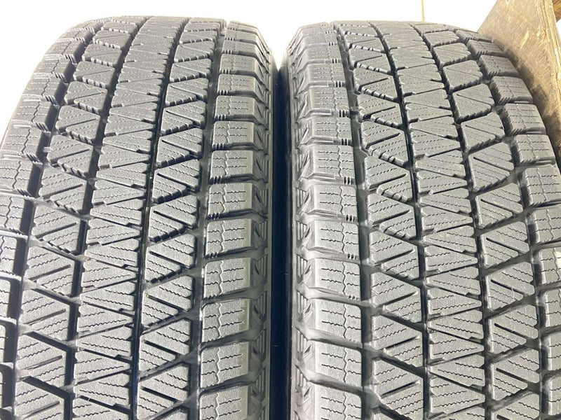 ブリヂストン ブリザック DM-V3 225/65R17  2本