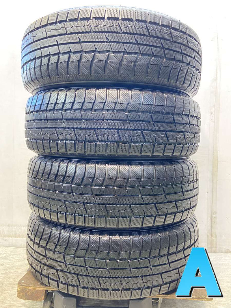 トーヨータイヤ ウィンタートランパス TX 215/60R17  4本