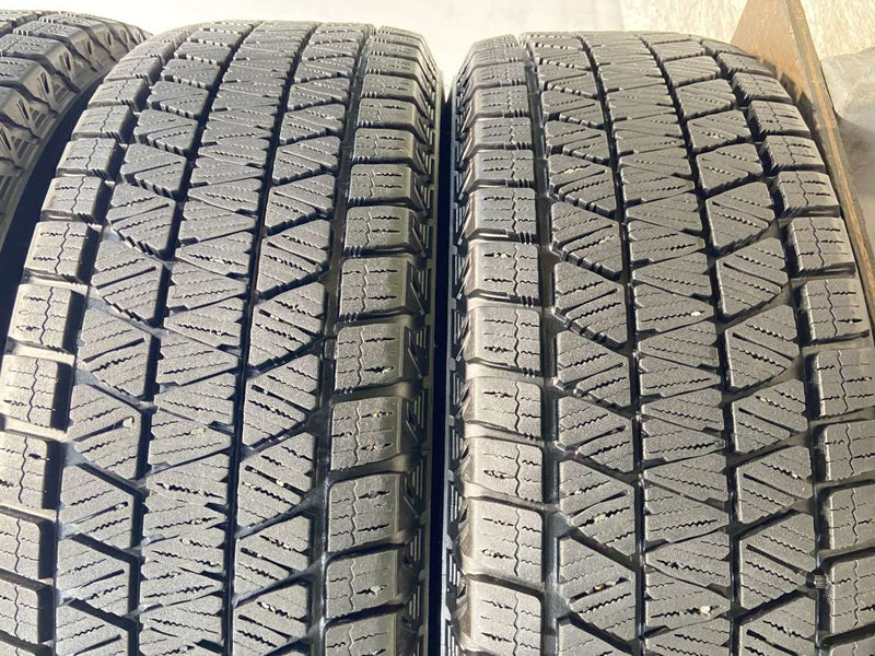 ブリヂストン ブリザック DM-V3 225/65R17  4本